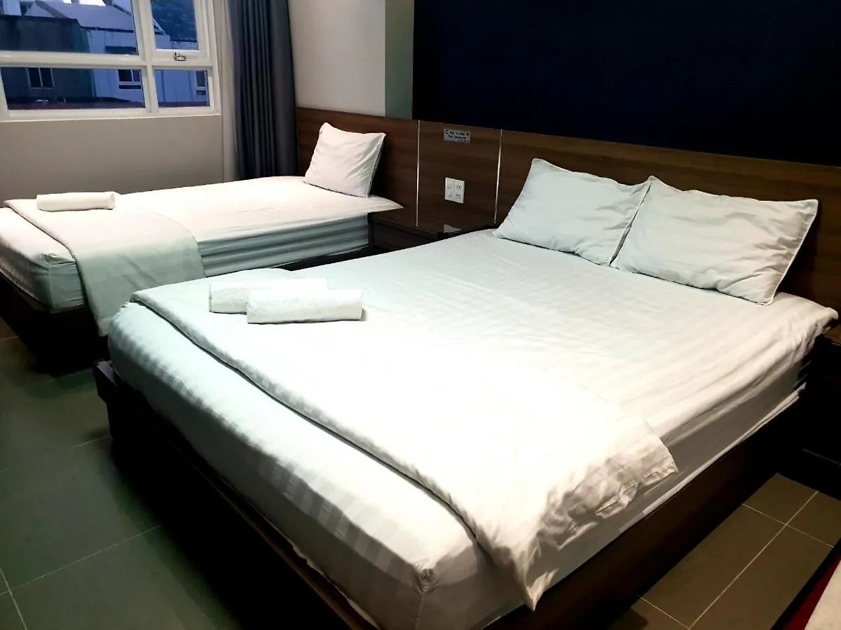 Reddoorz Premium Cloud 9 An Nhon Hotel Ho Chi Minh City 3*,  Vietnam
